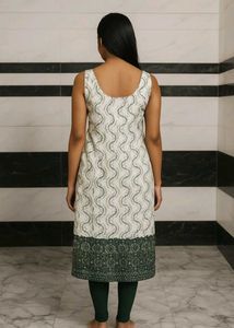 Long Sleevless Kurti With Ankle Length Laggies