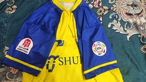 CR7 jersey signed by Sadio Mane,Antony,Michael O.