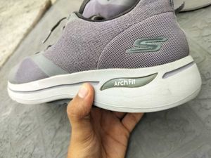 🧋OG Skechers GO WALK Arch Fit - Sky Vault