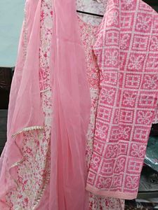 Red &amp; White Printed Kurta Pillzo S Set With Dupatt