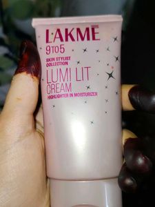Lakme 9 T0 5 Skin Stylist Collection Lumi Lit
