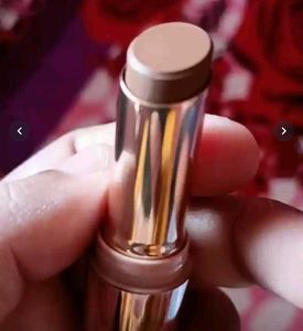 Lakme 9to5 Powerplay Priming Matte Lipstick