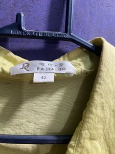 Green Long Sleeve Button-Up Top