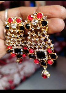 Jewelry Set With Ad Srone
