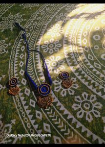 Blue &amp; Gold Tone Necklace Set