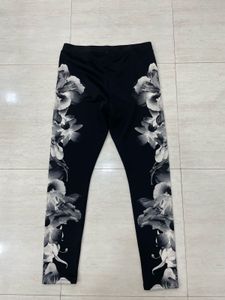 Authentic EXPRESS Floral Luxe🖤Sculpt Your Bloom🌸