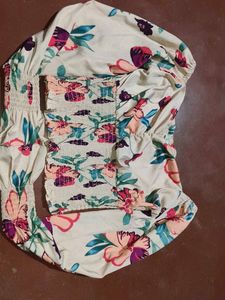 Floral Print Smocked Crop Top