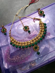 Necklace Set