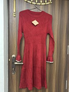 Chic Red Knit Mini Dress