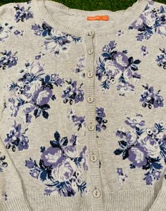 Floral Cardigan - Stylish &amp; Comfortable