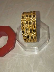 Set of 4 Gold Bangles