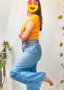 Woman&#39;s Denim