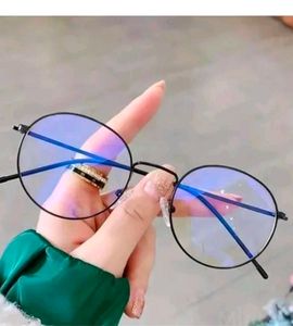 Korean Eye Glass