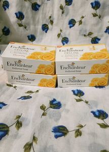 Enchanteur Deluxe Soaps (pack of 4)