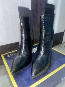 Black Boots