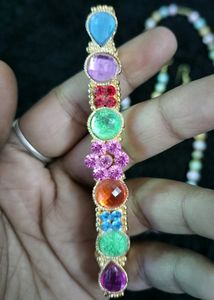 Multicolour Beats Set With Hair Pin