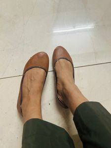 Allen Solly Flats Footwear