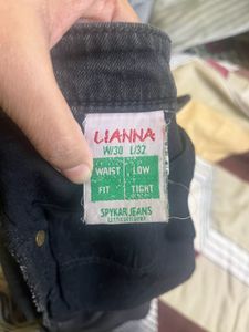 Black Jeans