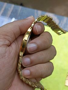 Hmt Elegance Quartz Watch