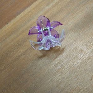Korean Flower Clutcher