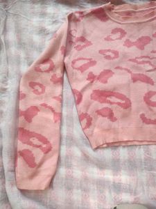 VERY CUTE PINK SWEATER 🌸🩷