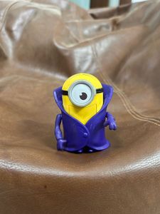 Minion Vampire McDonalds Toy