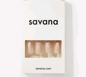 stick-on nails