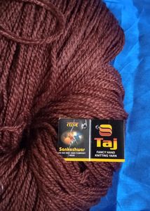 Coffee colour yarns