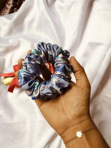 Blue Marine Printed Satin Scrunchies