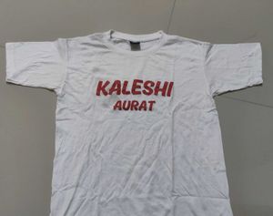 Kaleshi Aurat Graphic Tee