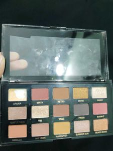 Insight Eyeshadow Palette 15 Shades