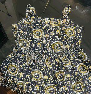 Printed Sleeveless Top