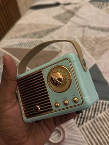 Retro Bluetooth Speaker