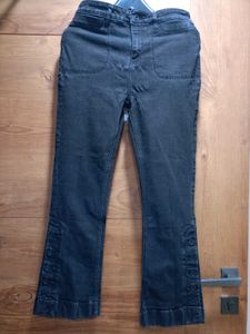 Vero Moda Bootcut Jeans👖With Button Detailing