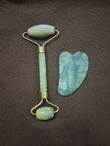 Jade Roller & Gua Sha Set