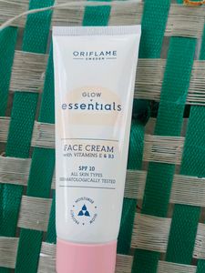 Glow Essential Face Cream