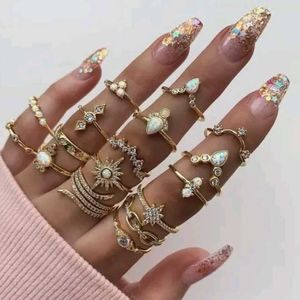 17 Vintage Ring Set