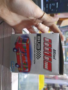 Mini World Tour Bus Millennium Edition