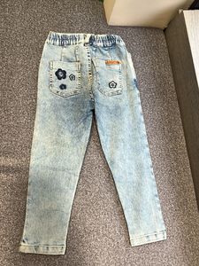 Cute Embroidery Girl&#39;s Denim Stretchable Jeans