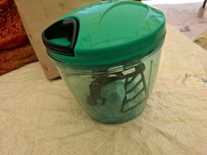 Handy Green Food Chopper
