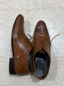 Brown Leather Formal Shoes