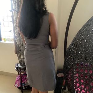 Chic Gray Sleeveless Dress