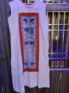 Women Sleeveless Kurta