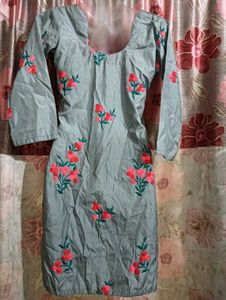 Floral Embroidered Kurta