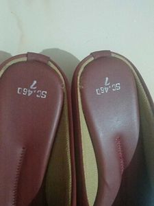 Maroon Casual Flats
