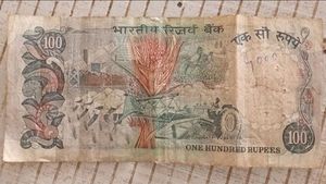 Old Indian Notes 100 Rupees