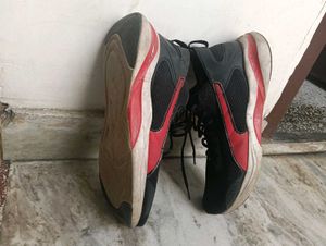 Black &amp; Red Sport Shoes