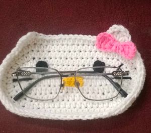 Hello Kitty Crochet glasses case