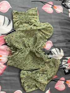Green Puffy Full Sleeve Top