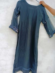 Elegant Embroidered Kurta Set